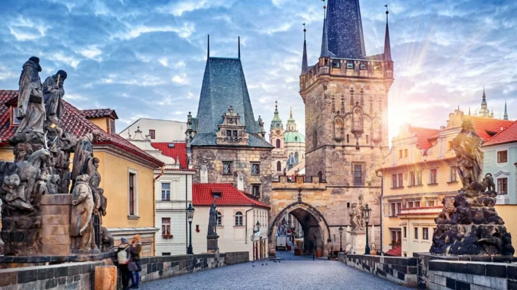 ISEO lanza su Curso Semiintensivo de Verano de Idioma Checo: lengua, cultura y proyección internacional