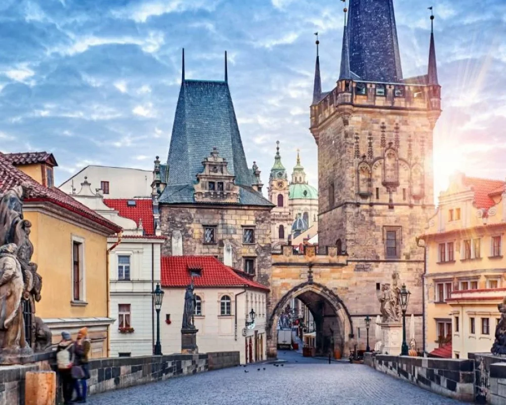 ISEO lanza su Curso Semiintensivo de Verano de Idioma Checo: lengua, cultura y proyección internacional