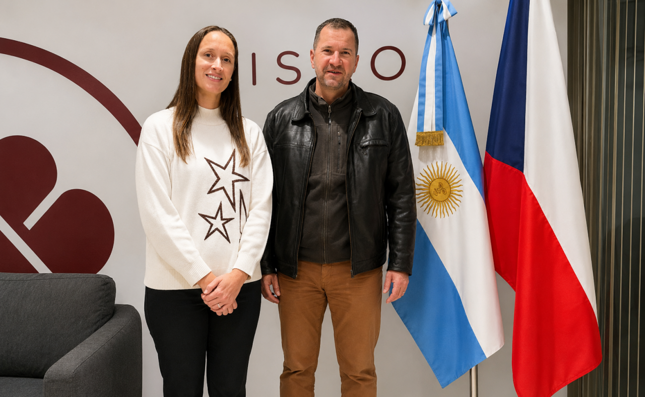 Visita oficial del Jefe de Misión Adjunto de la Embajada de la República Checa al ISEO
